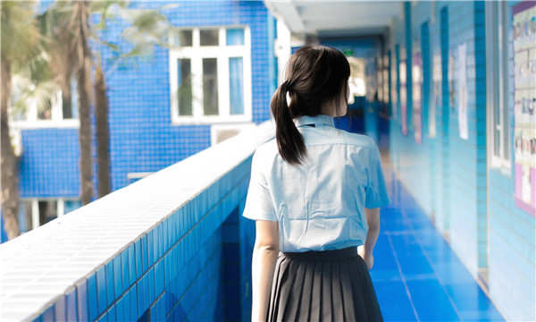 仲巴如何找到一个可以帮助我生孩子的女人？